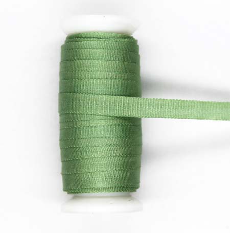 480 - Seidenbändchen 4 mm breit, 10-m-Spule, Farbe: Kleegrün
